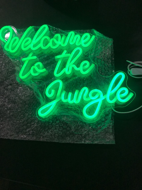 Photo 2 of FAXFSIGN Welcome to the Jungle Neon Sign Green Led Word Neon Light Signs for Wall Decor Usb Letter Light Up Sign for Bedroom Nursery Kids Room Garden Home Entryway Front Porch Wedding Birthday Party Decorations Gifts
