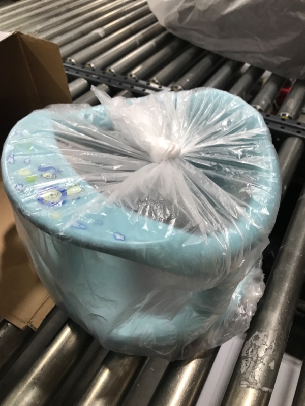 Photo 1 of Baby Bath Seat for Babies 6 to 18 Months / Non-Slip Infants Toddlers Taking Bath by Sitting in Bath Tub Chair 2022 Upgraded (Light Blue)