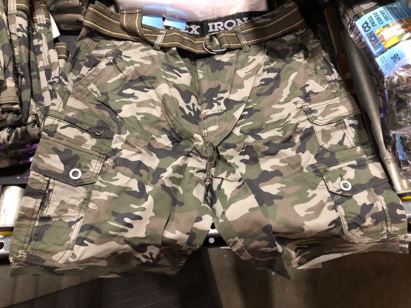 Photo 1 of Iron Co. Men's Flex Waist Stretch Cargo Shorts w/ Solid Belt--- size -- 36