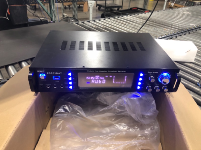 Photo 1 of Pyle Bluetooth Hybrid Amplifier Receiver - 3000 Watt Home Theater Pre-Amplifier with Wireless Streaming Ability, MP3/USB/SD/AUX/FM Radio - P3001BT
