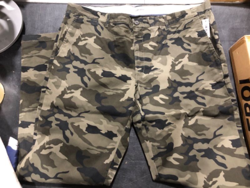 Photo 1 of 42x34" Camo Pants 