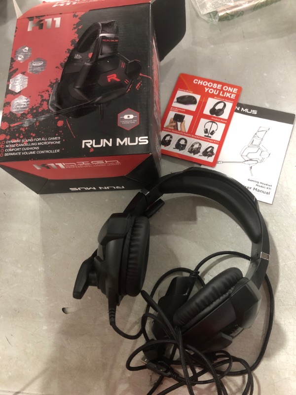 Photo 2 of Run Mus K11 Gaming Headset Headphones Red & Black
