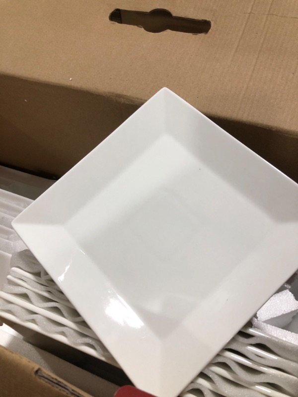 Photo 1 of  24-Piece Classic Square Dinnerware Set for 6, Off White