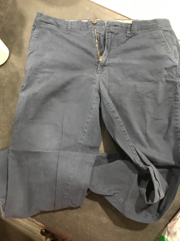 Photo 1 of Amazon Essentials Men's Athletic-Fit Casual Stretch Chino Pant (Available in Big & Tall) 36W x 32L Navy