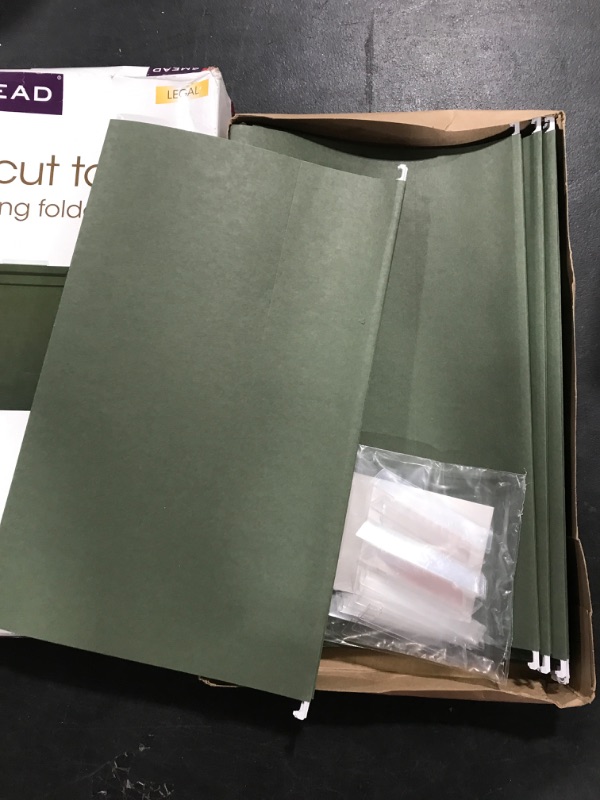 Photo 2 of Smead Hanging File Folder with Tab 1/3- Cut Adjustable Tab Legal Size Standard Green 25 per Box (64135)
