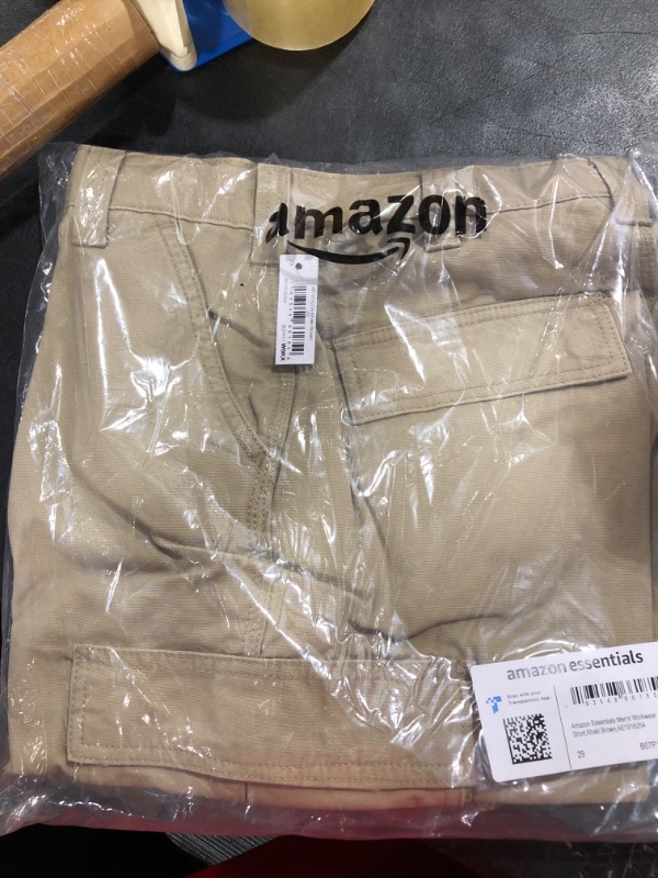 Photo 2 of Amazon Essentials Men's 11" Workwear Cargo Short, Khaki Brown, 29
