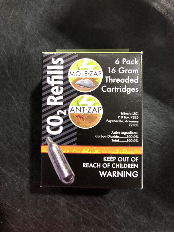 Photo 3 of 16g Threaded CO2 Cartridges 6-Pack Mole-Zap/Ant Zap Refills
