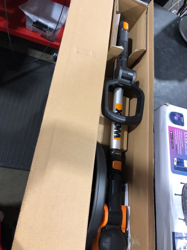 Photo 2 of Worx WG163 GT 3.0 20V PowerShare 12" Cordless String Trimmer & Edger **MISSING CHARGER** 