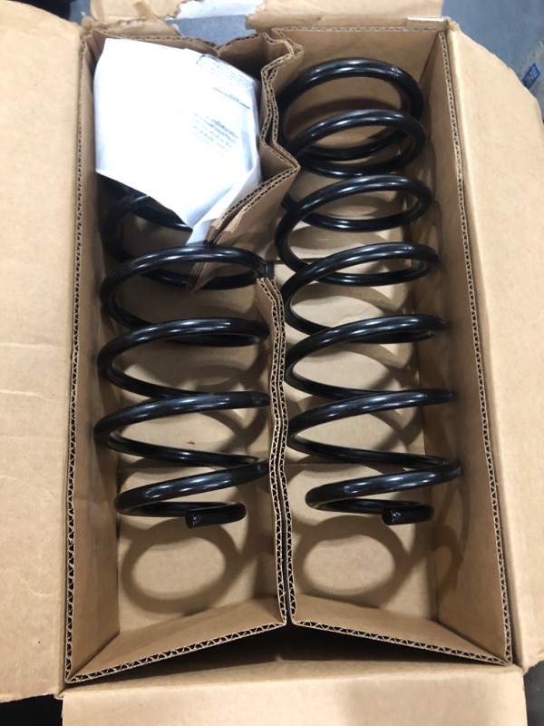 Photo 2 of MOOG 81043 Coil Spring Set