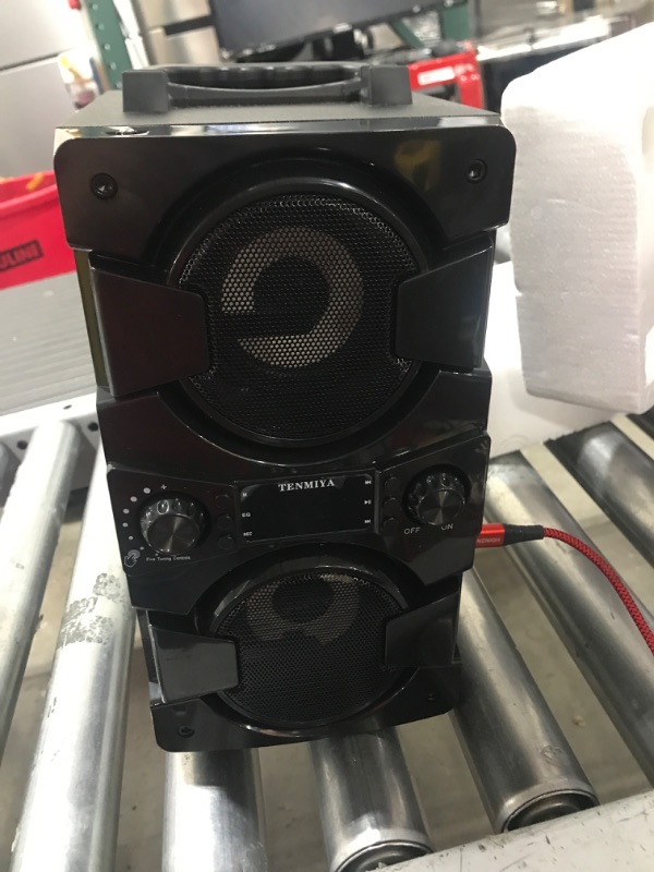 Photo 1 of Bluetooth Speaker