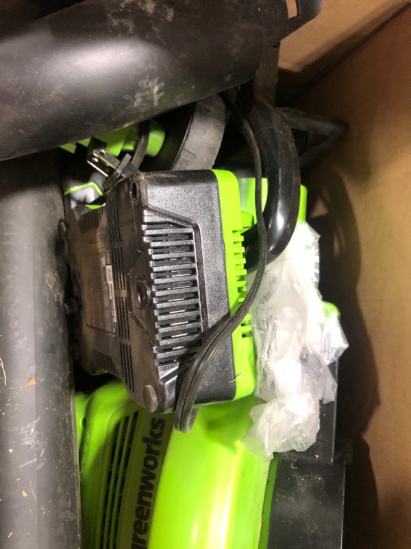 Photo 4 of Greenworks 40V Brushless Blower / Vacuum (505CFM / 230MPH), 5.0Ah Battery and Charger Included Blower / Vac (5.0Ah) Gen 2