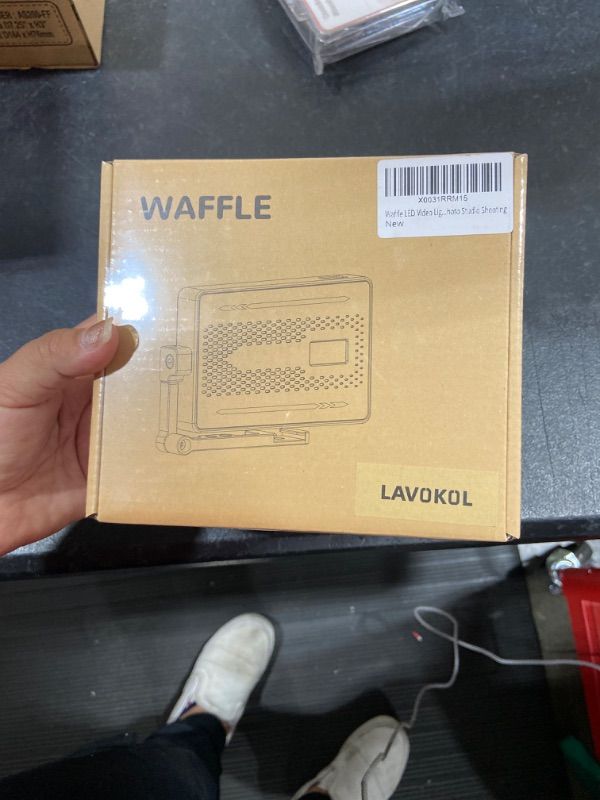 Photo 1 of Lavokol LED RGB Video Light for Photography Lighting Portable Camera Light APP Control 360° Full Color CRI98+ 3200K-6200K 12H Working Rechargeable for YouTube TikTok Vlog Filming