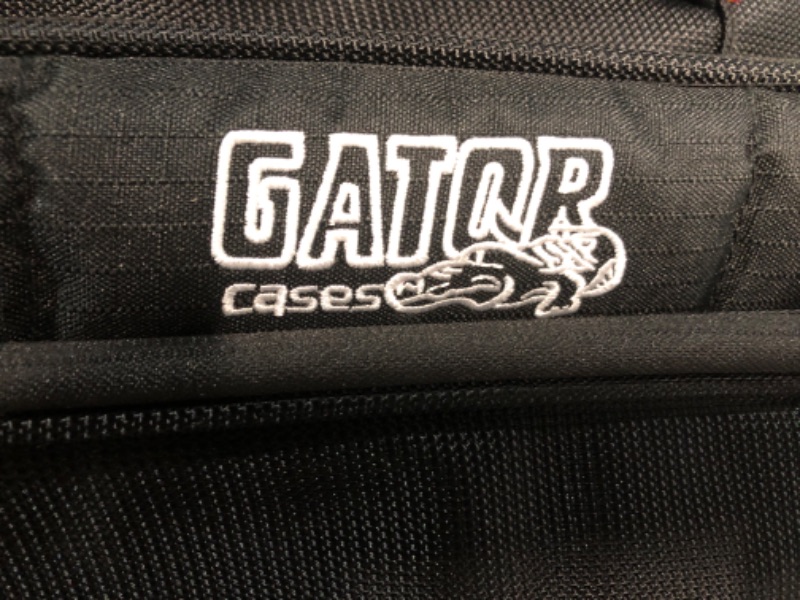 Photo 4 of Gator G-PG-76SLIM 76-Note Slim Keyboard Gig Bag