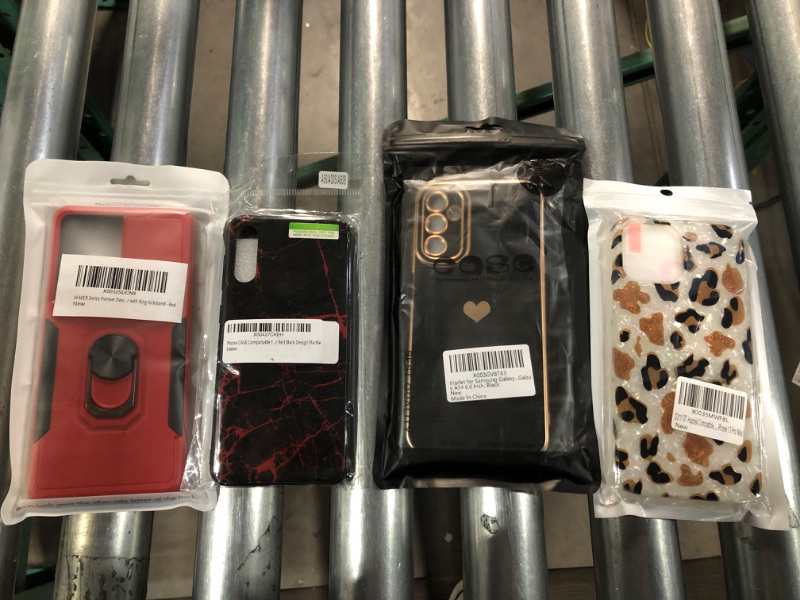 Photo 1 of **NON-REFUNDABLE** Smartphone Case Bundle