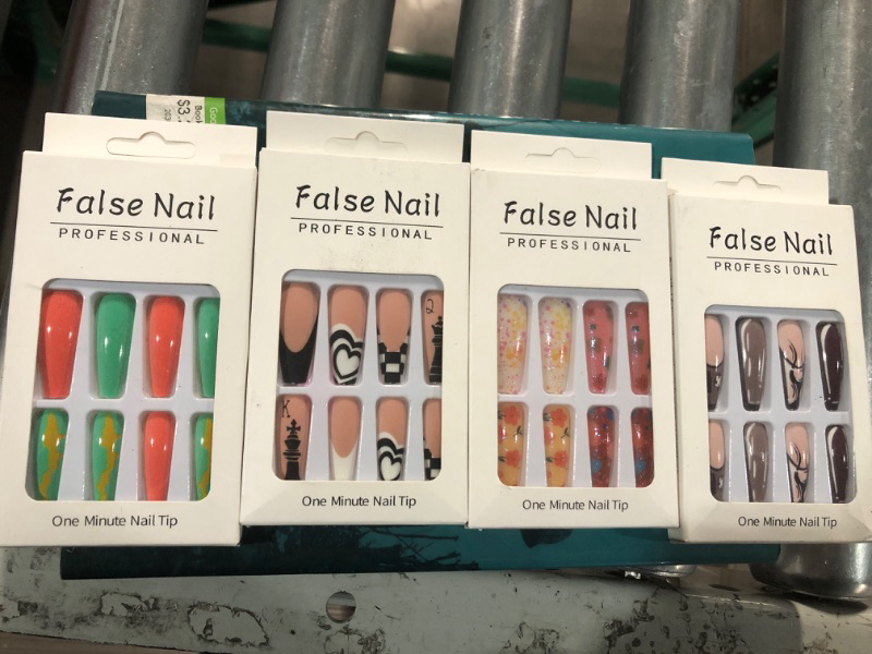 Photo 1 of **NON-REFUNDABLE** Fake Nails Bundle