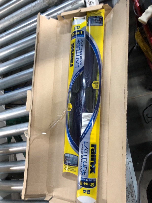 Photo 2 of Rain-X 810162 Latitude 2-In-1 Water Repellent Wiper Blades, 24" and 20" Windshield Wipers (Pack Of 2)