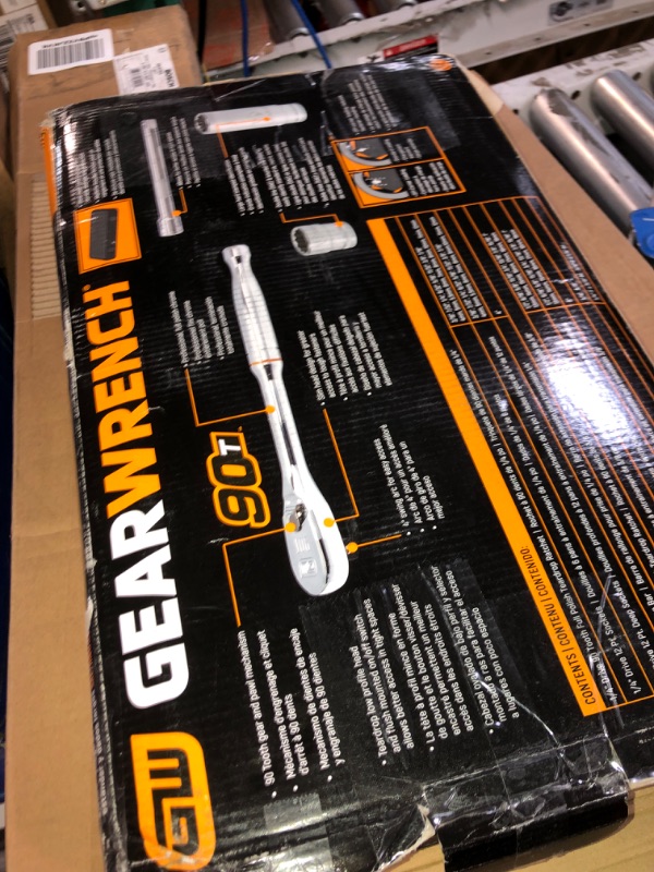 Photo 6 of GEARWRENCH 76 Pc. 1/4" & 3/8" Drive 12 Pt. Standard & Deep Mechanics Tool Set, SAE/Metric - 80948