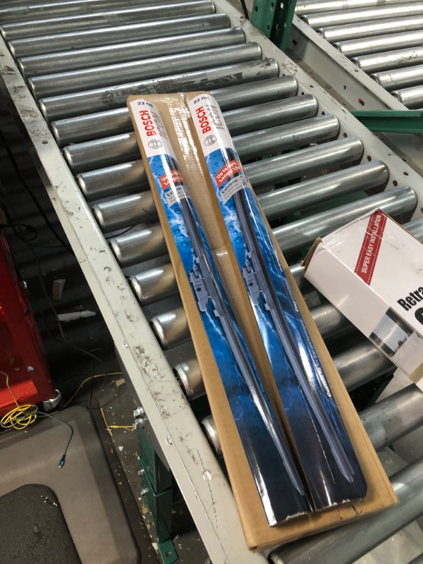 Photo 2 of Bosch ICON Wiper Blades (Set of 2) 22'