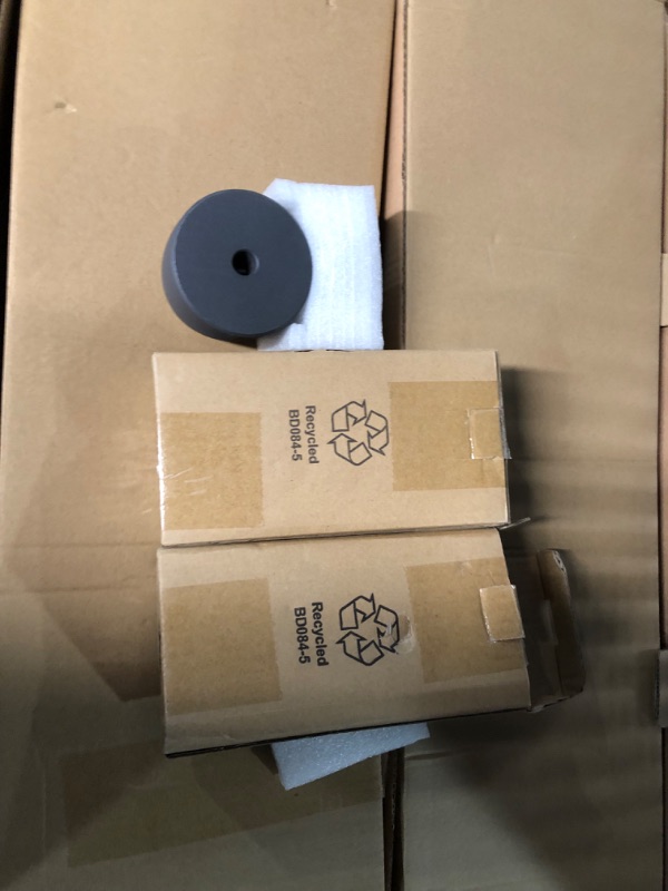 Photo 1 of Celestron - AstroMaster 130EQ Newtonian Telescope - Reflector Telescope for Beginners - Fully-Coated Glass Optics - Adjustable-Height Tripod - Bonus Astronomy Software Package 130EQ Newtonian 130EQ Newtonian