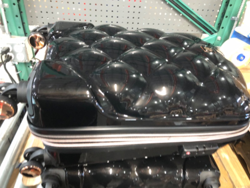 Photo 1 of ****BOTTOM WHEEL BROKEN OFF****it luggage St Tropez Trois 3 Piece Hardside 8 Wheel Expandable Spinner, Black, 3 Pc Set 3 Pc Set Black