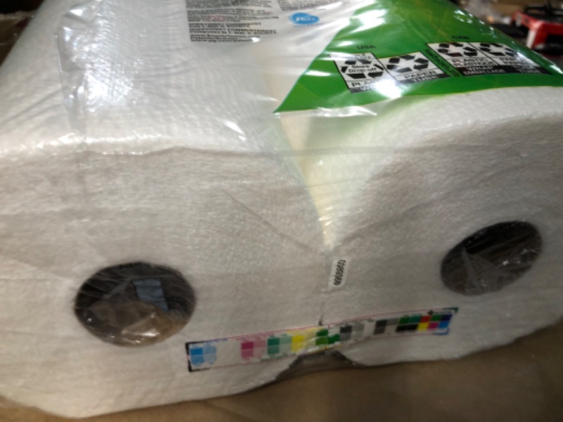 Photo 3 of Bounty Quick Size Paper Towels, White, 4 Packs Of 2 Family Rolls = 8 Family Rolls