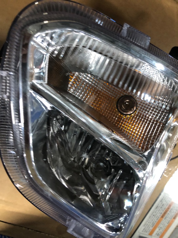 Photo 2 of G-PLUS Fog Light w/Signal Compatible with Chevy Equinox 2018 2019 2020 Clear Lens Driver 