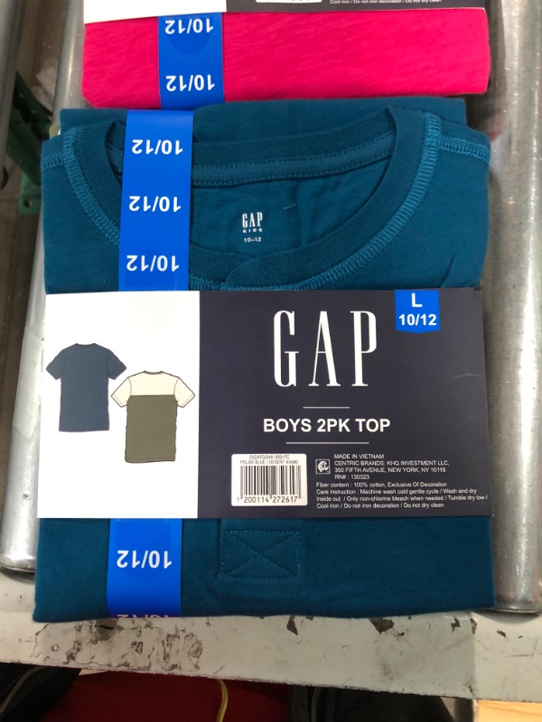 Photo 2 of GAP BOYS 2 PACK OF SHIRTS SIZE 10/12, GIRLS 2 PACK OF SHIRTS SIZE 10/12