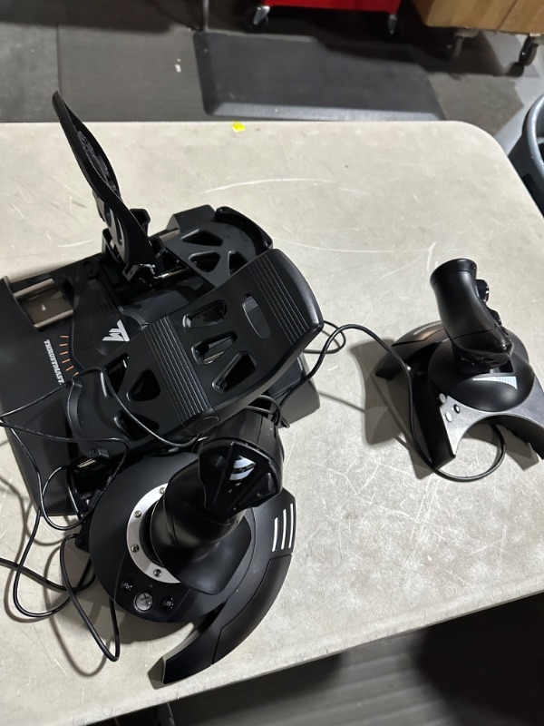 Photo 6 of DAMAGE/ SEE NOTES*****
Thrustmaster T16000M FCS Flight Pack (Windows) Black