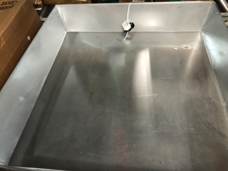 Photo 1 of [READ NOTES]
Camco 20932 Water Heater Drain Pan, 30-Inch x 30-Inch x 6-Inch 30 x 30 x 6 Inch