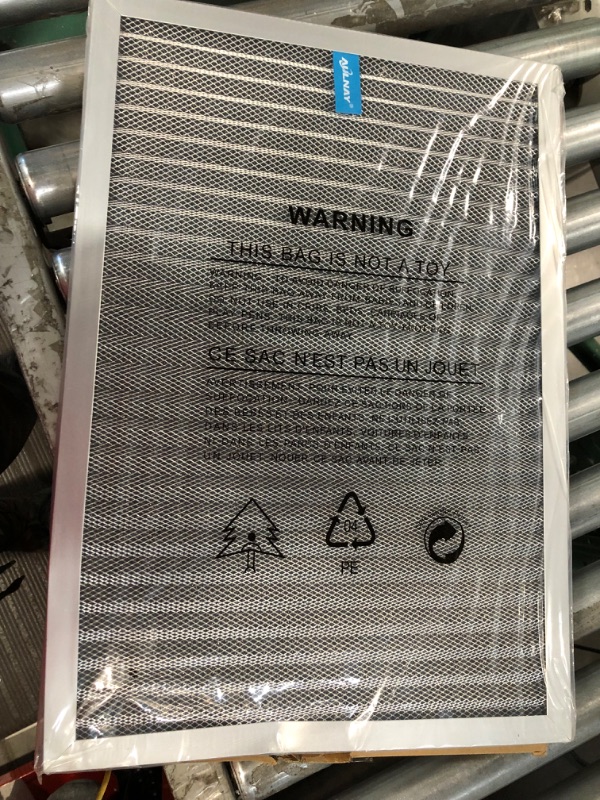 Photo 2 of [READ NOTES]
Aulnay Aluminum Electrostatic Air Filter Replacement (14" x 20" x 1")