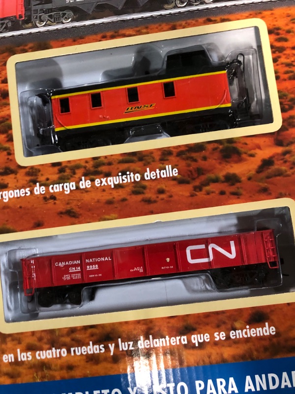 Photo 4 of Bachmann Trains - Rail Chief Ready To Run 130 Piece Electric Train Set - HO Scale