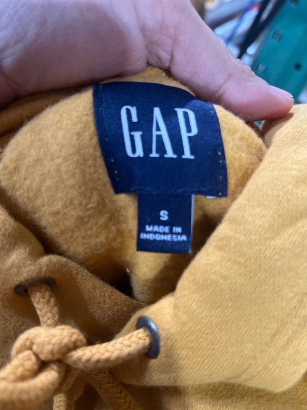 Photo 2 of GAP HOODIE SIZE SMALL