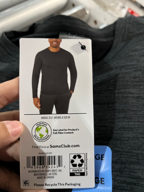 Photo 1 of BUNDLE OF CLOTHING DIFFERENT SIZES