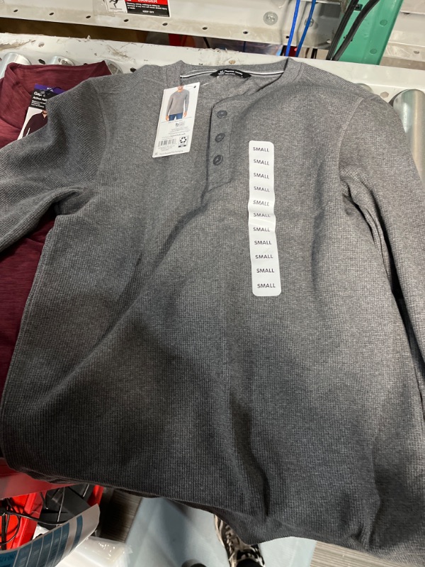 Photo 2 of 2 THERMAL HENLEY SIZE SMALL+4T FLEECE GAP SET 