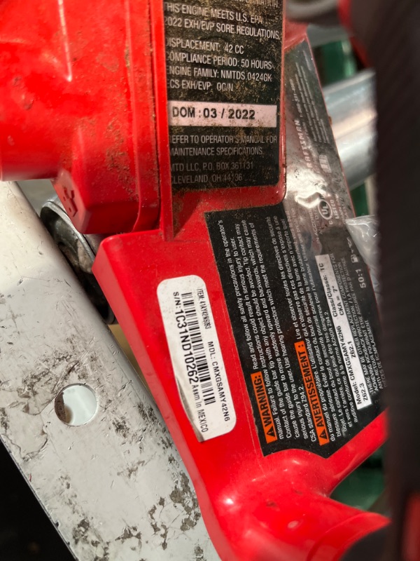 Photo 4 of 16-in Gas Chainsaw