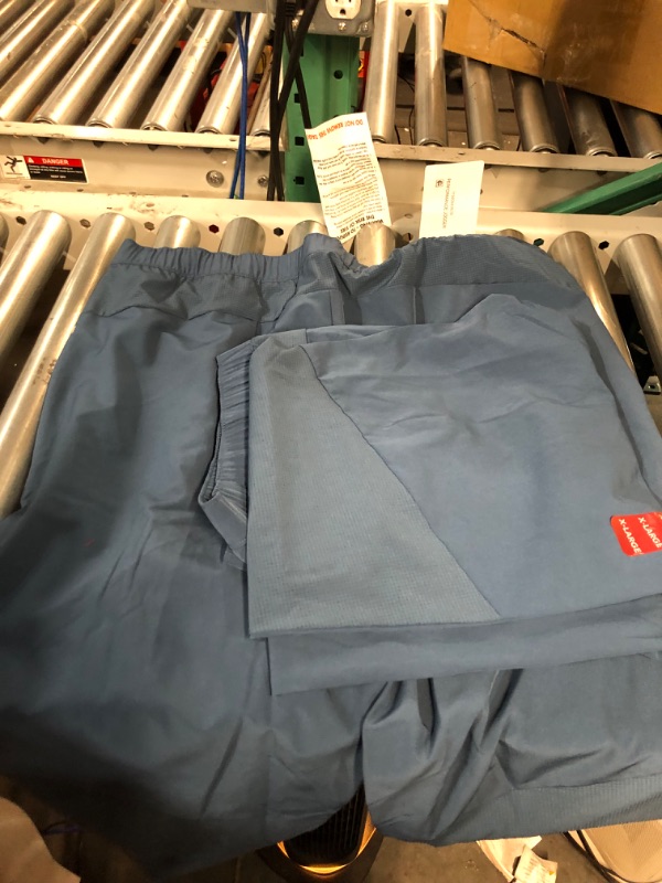 Photo 1 of Gap fit performance jogger MEDIUM (2pack)