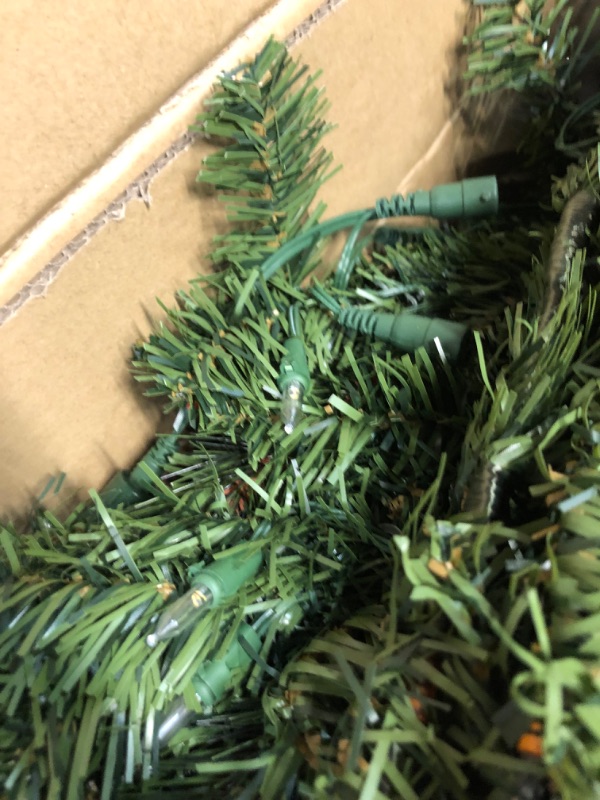 Photo 1 of **SEE NOTES**
6.5ft Christmas Tree,Pre-lit 