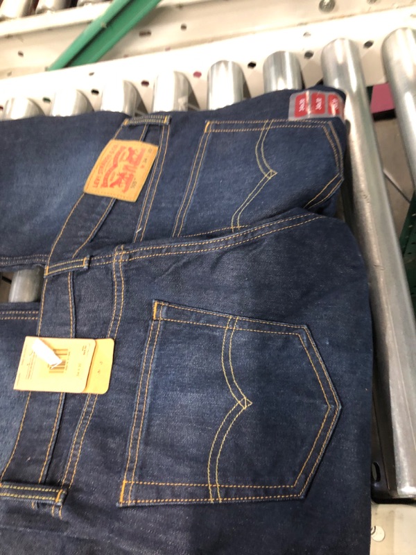 Photo 3 of Levis 505 Regular SIZE 34X30 