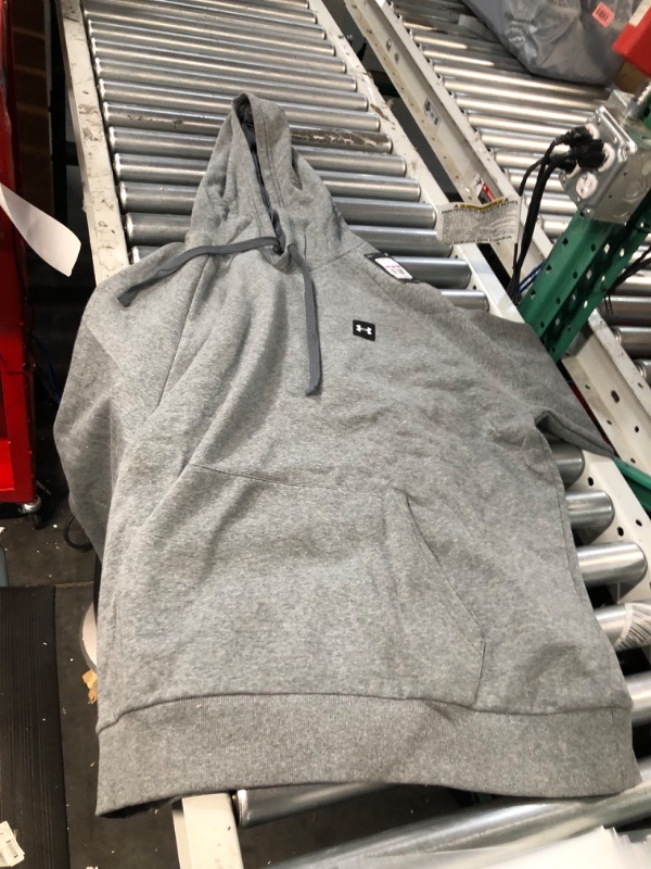 Photo 2 of Under Armour Fleece Sweater SIZE XXL