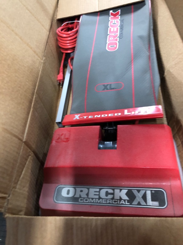 Photo 2 of [READ NOTES]
Oreck Commercial U2000RB-1 Commercial 8 Pound Upright Vacuum with Helping Hand Handle Upright Vacuum with 25 bags