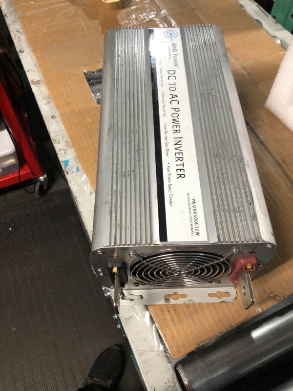 Photo 3 of 5000Watt Heavy Duty Modified Sine Wave Power Inverter DC 12volt to AC 120volt 