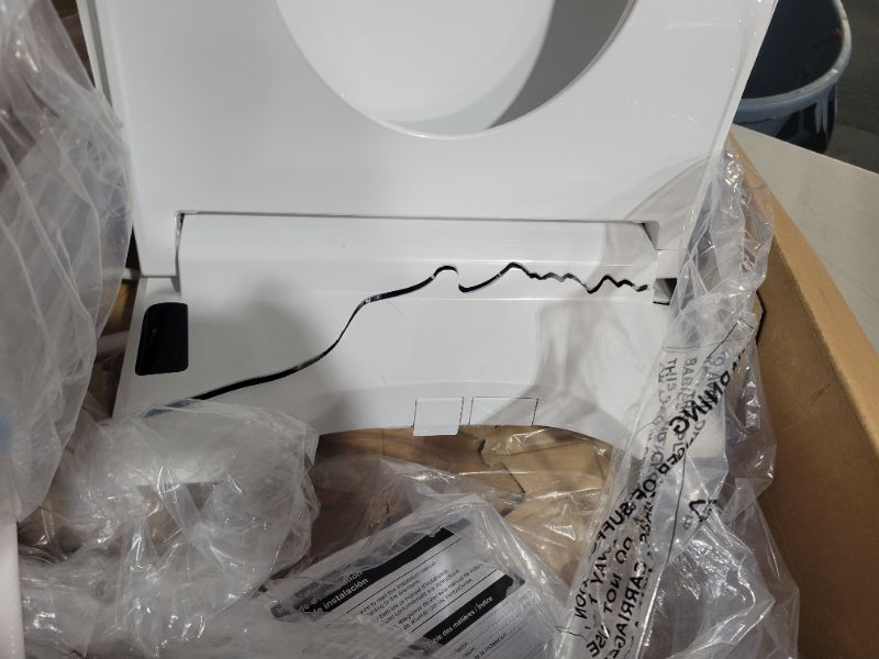 Photo 6 of **SEE NOTES/NON-REFUNDABLE FOR PARTS**
TOTO SW3036R#01 WASHLET K300 Electronic Bidet Toilet Seat, Cotton White Cotton White Self-Cleaning Wand with EWATER