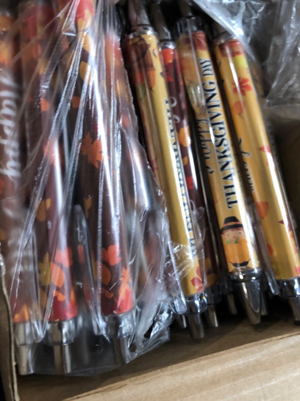 Photo 2 of Zhanmai 120 Pieces Thanksgiving Pen Bulk Gifts Thanksgiving Pens Retractable Fall Themed Pumpkin Autumn Ballpoint Pens Ink Pen for Students Class Prize Reward Goodie Bags Fillers Party Favor Supplies