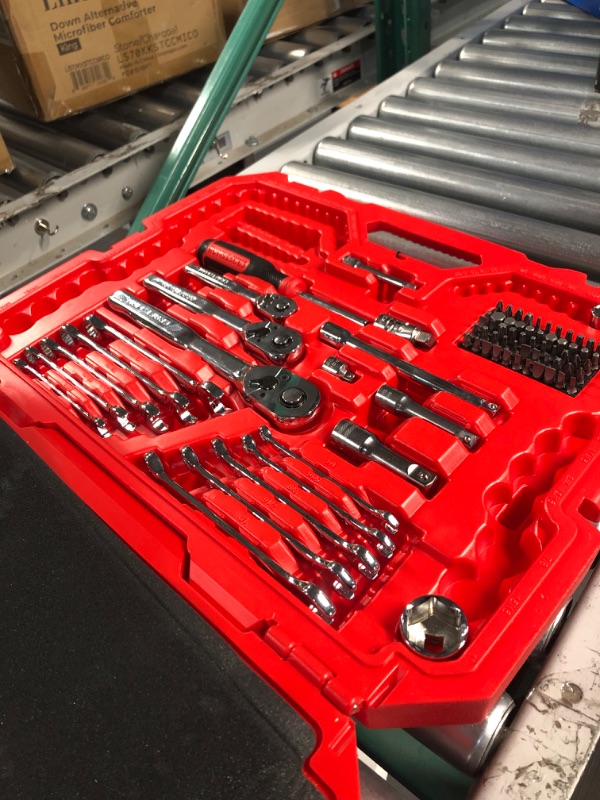 Photo 3 of Craftsman 206-PC MECH TOOL SET (CMMT45316)