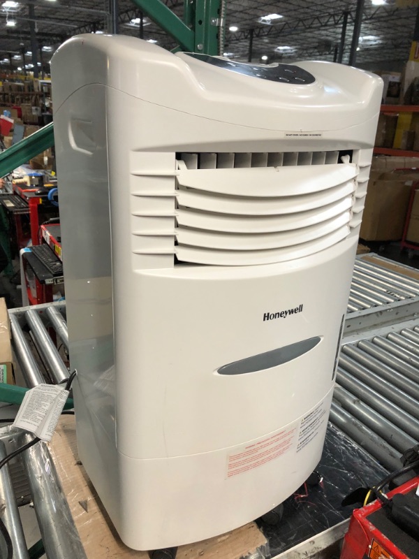 Photo 3 of **MISSING REMOTE**
Honeywell 722 CFM Indoor Portable Evaporative Cooler with Remote Control, (White)