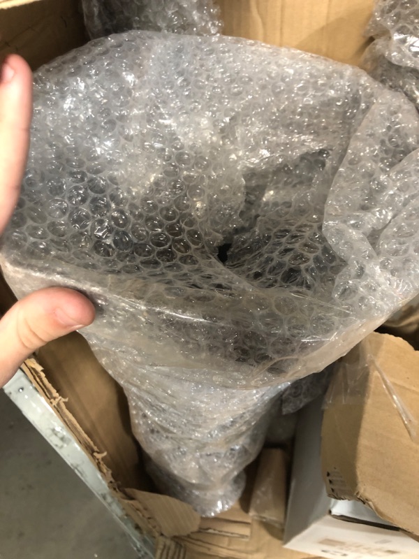 Photo 1 of Gama Sonic Solar Outdoor Lamp Post Light