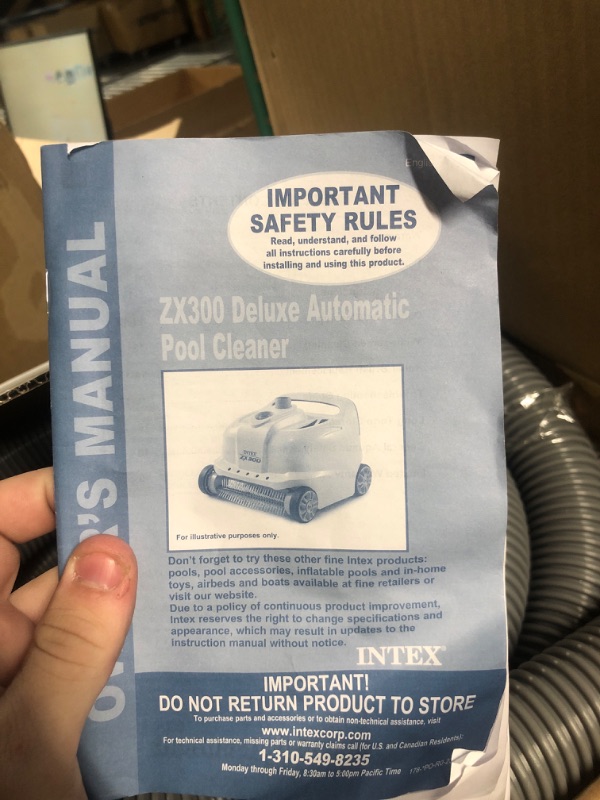 Photo 4 of ***NOT FUNCTIONAL - FOR PARTS - NONREFUNDBALE - SEE COMMENTS***
Intex 700 Gal per Hour Automatic Pool Cleaner Robot Vacuum