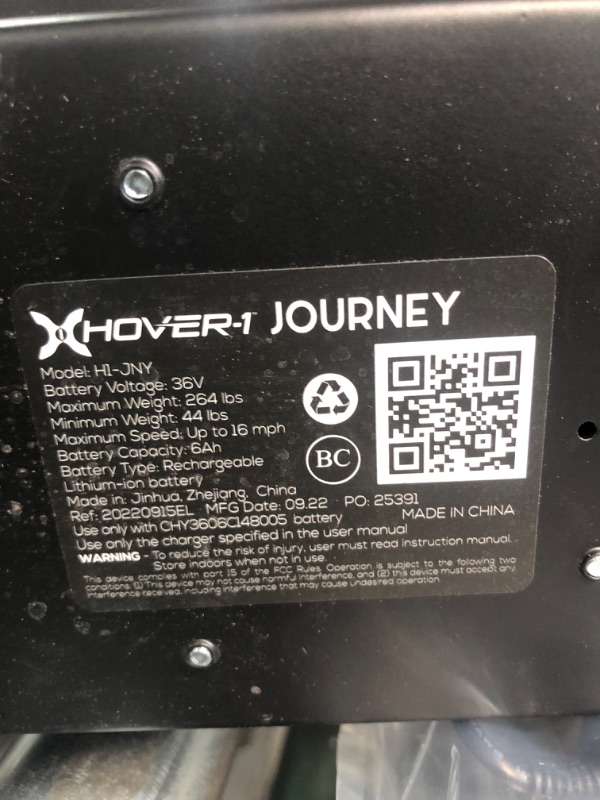 Photo 3 of **PARTS ONLY DOES NOT FUNCTION PROPERLY**
Hover-1 Journey Model H1-JNY Electric Scooter