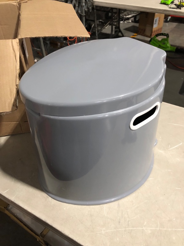 Photo 3 of ***LID DAMAGED - SEE PICTURES***
PLAYBERG Portable Travel Toilet for Camping and Hiking