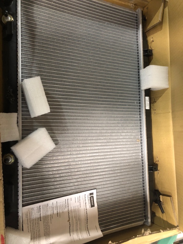 Photo 2 of Denso - 2213403 Radiator